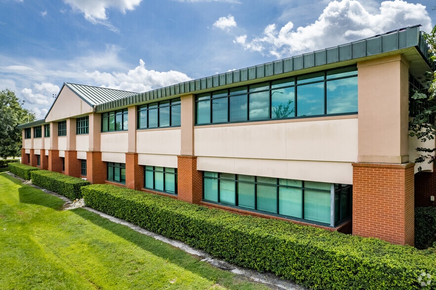 1551 Sandspur Rd, Maitland, FL à louer - Photo du bâtiment - Image 2 de 10