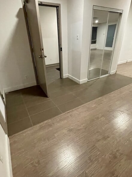 250 Av Dunbar, Mont-Royal, QC à louer - Photo intérieure - Image 3 de 7