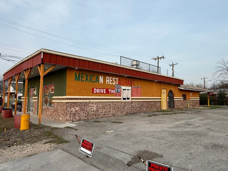 5402 S Zarzamora St, San Antonio, TX à vendre - Photo du bâtiment - Image 3 de 49