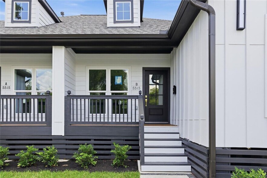 5515 Elm Springs Dr, Houston, TX à vendre - Photo du bâtiment - Image 3 de 32