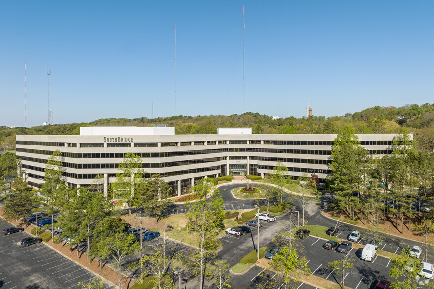 2000-2100 SouthBridge Pky, Birmingham, AL for lease - Building Photo - Image 1 of 10