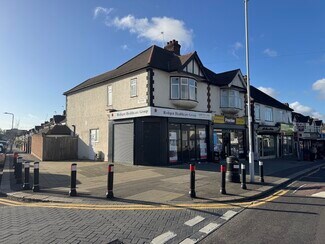 More details for 65 Chadwell Heath Ln, Romford - Office for Lease