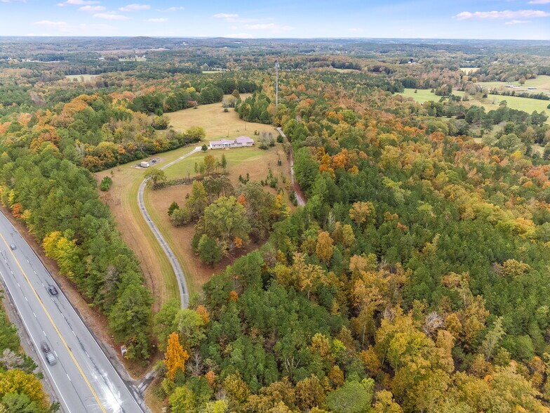 6792 Rockmart Rd SE, Silver Creek, GA à vendre - Photo du bâtiment - Image 2 de 43