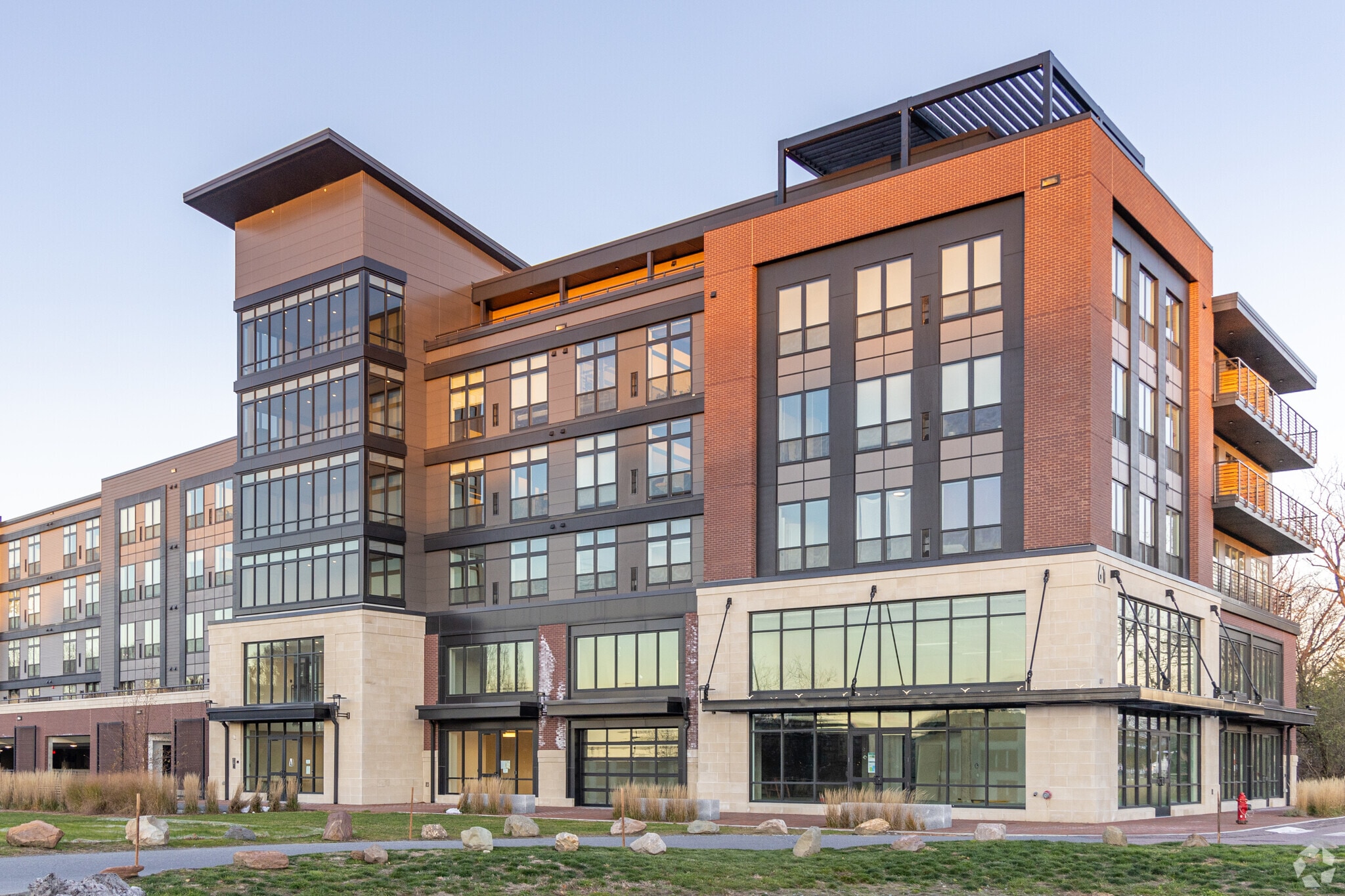 61 N Dorset St, South Burlington, VT for lease Primary Photo- Image 1 of 31