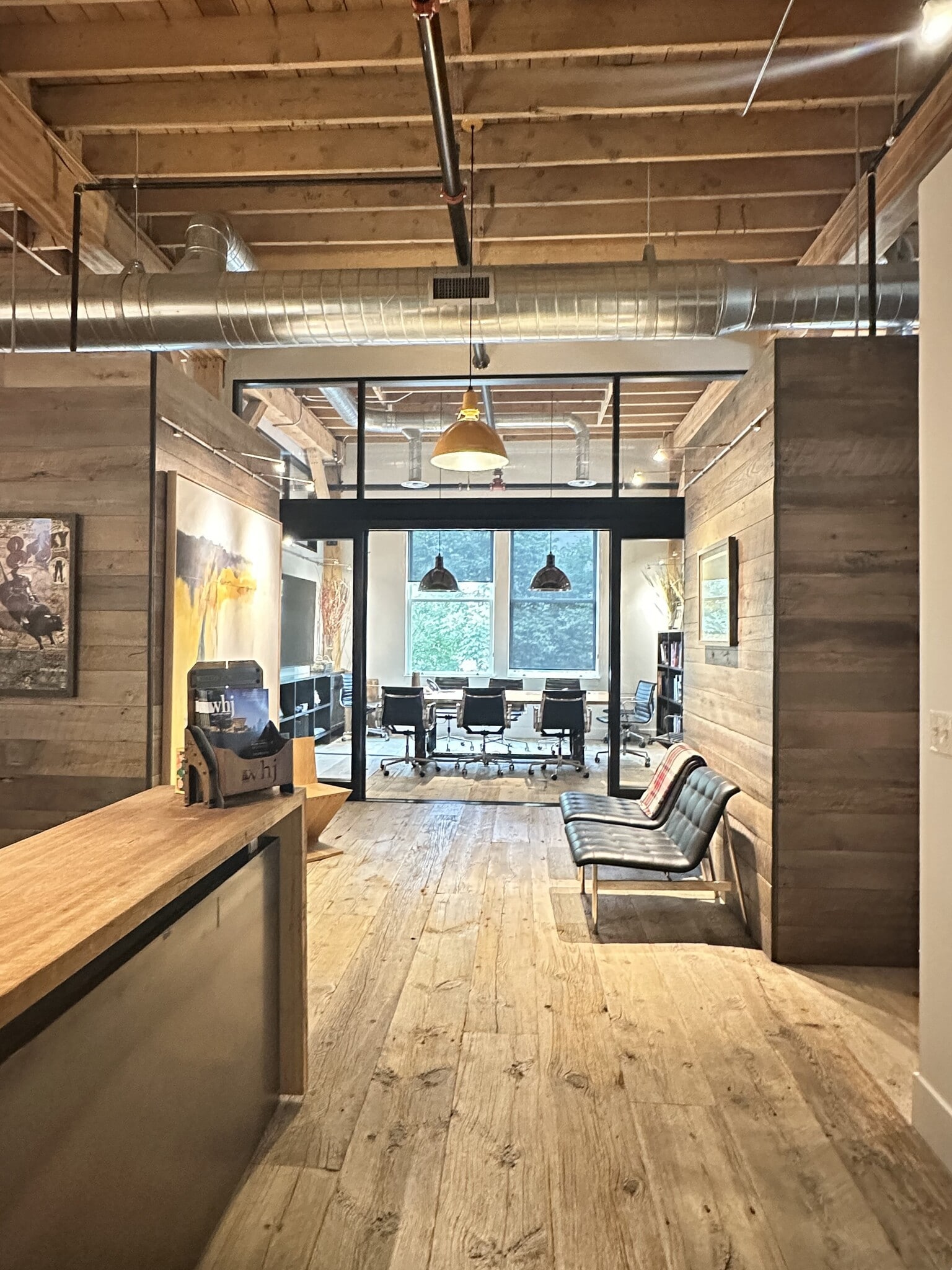 113 E Oak St, Bozeman, MT for lease Interior Photo- Image 1 of 13