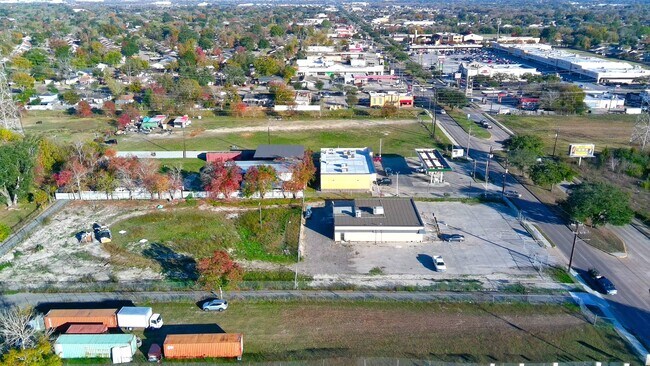 More details for 4620 W Fuqua St, Houston, TX - Retail for Lease
