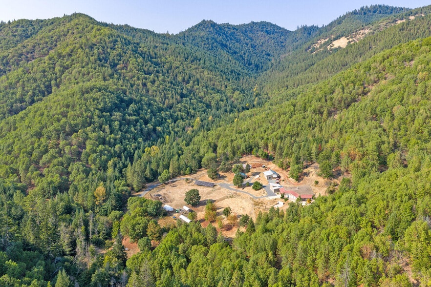 4220 Wards Creek Rd, Rogue River, OR for sale - Aerial - Image 2 of 83