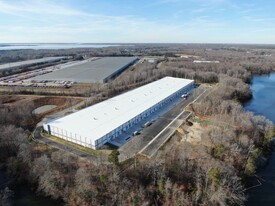 Greenmount Logistics Center - Entrepôt