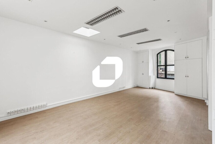 8-10 Avenue Jean Moulin, Paris for lease - Interior Photo - Image 3 of 14