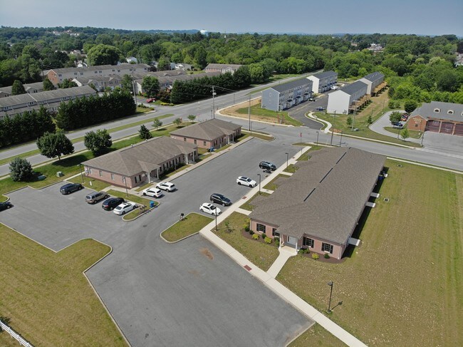 More details for 92-96 Theater Ln, York, PA - Office for Lease