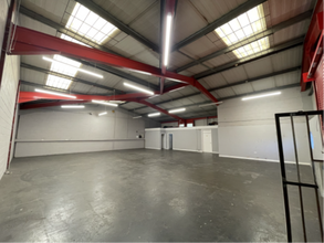Earlsway, Gateshead for lease Interior Photo- Image 1 of 2