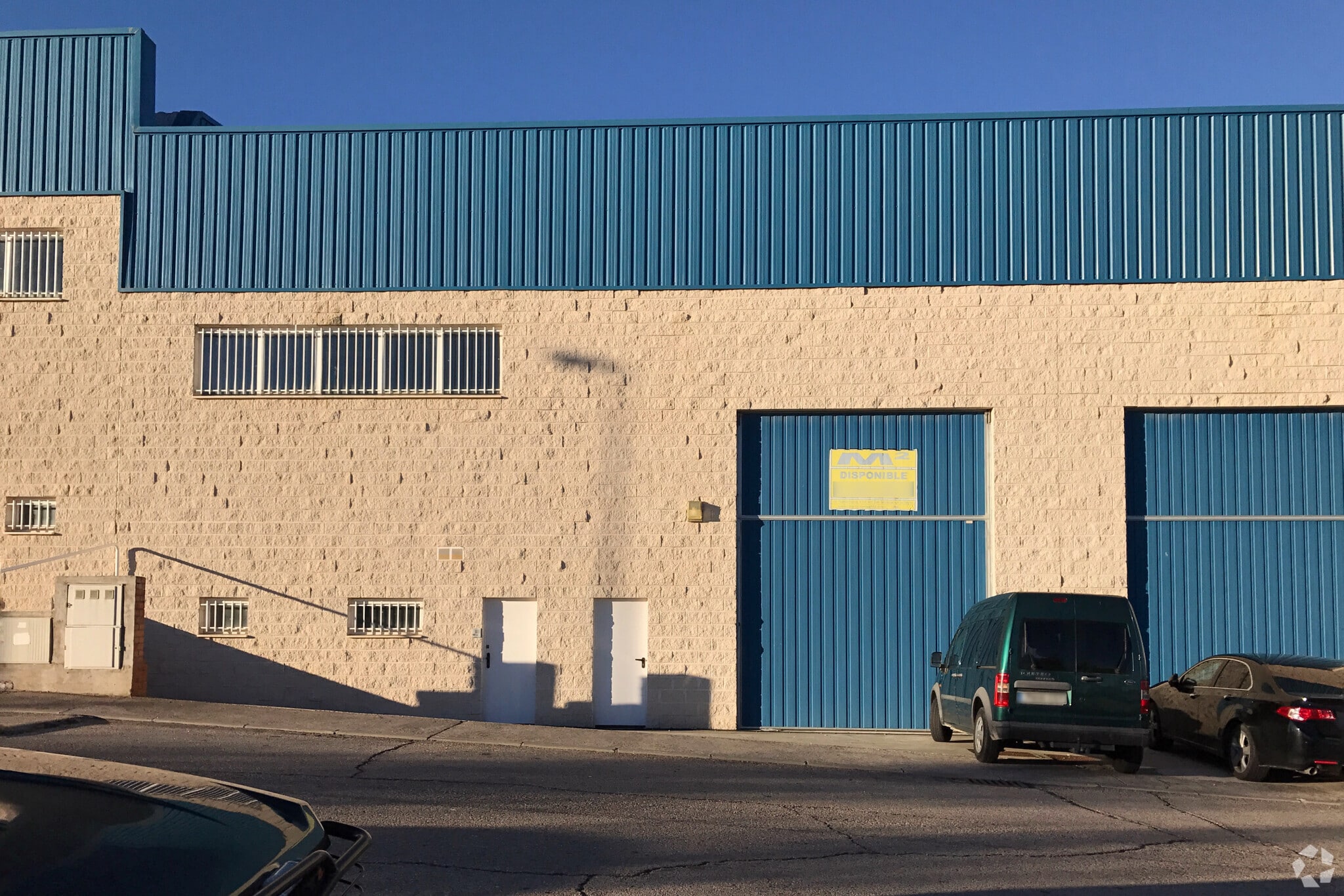 Calle Plomo, 12, Cobeña, Madrid for lease Primary Photo- Image 1 of 3