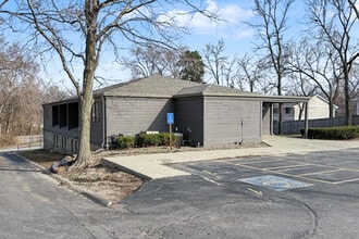 5001 SW 9th St, Des Moines, IA for lease Interior Photo- Image 2 of 19