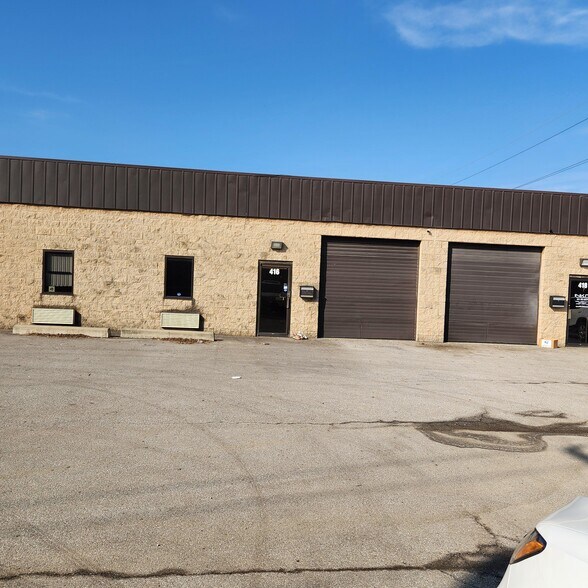 416 Morrison Rd, Columbus, OH à louer - Photo du bâtiment - Image 1 de 4