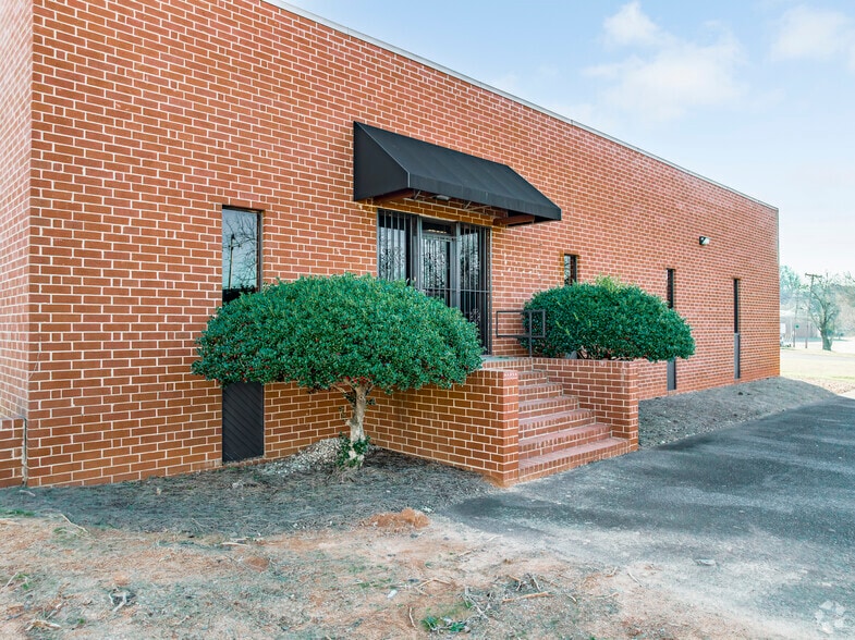 619-627 Anderson St, Charlotte, NC à louer - Photo du bâtiment - Image 3 de 26