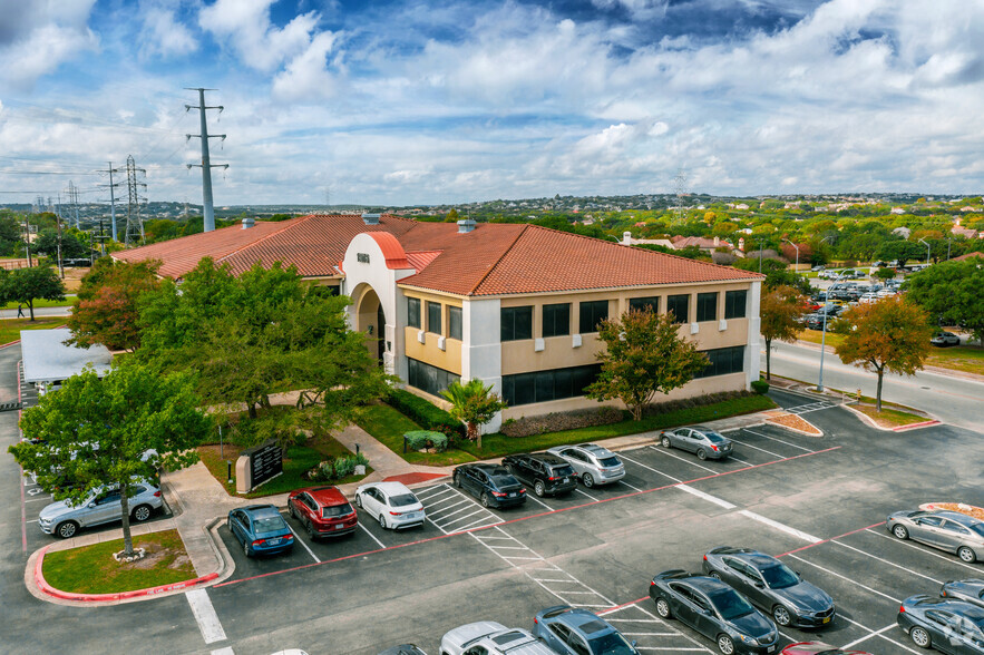 19016 Stone Oak Pky, San Antonio, TX for lease - Building Photo - Image 1 of 16