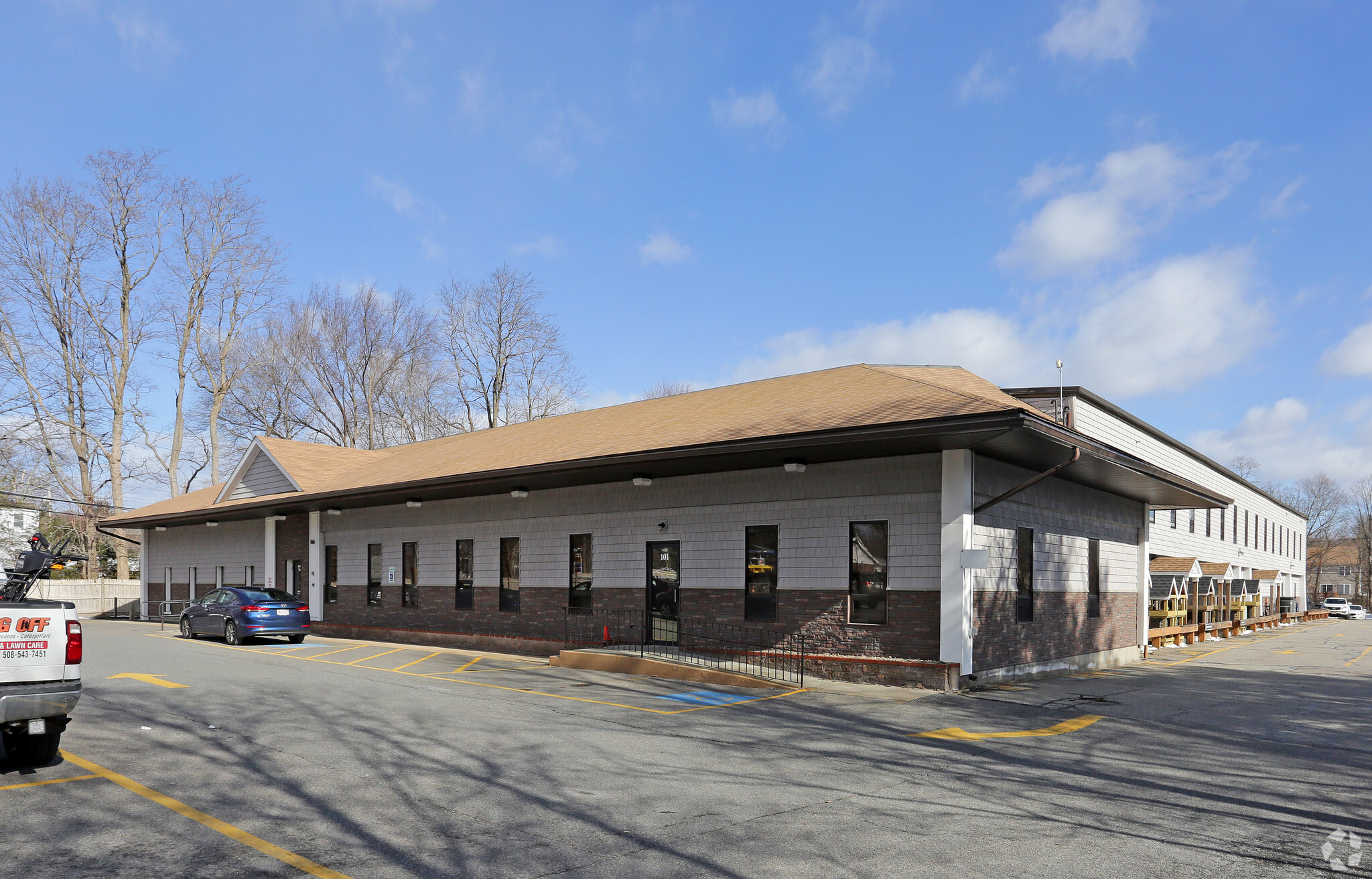 132 Central St, Foxboro, MA for sale Primary Photo- Image 1 of 1