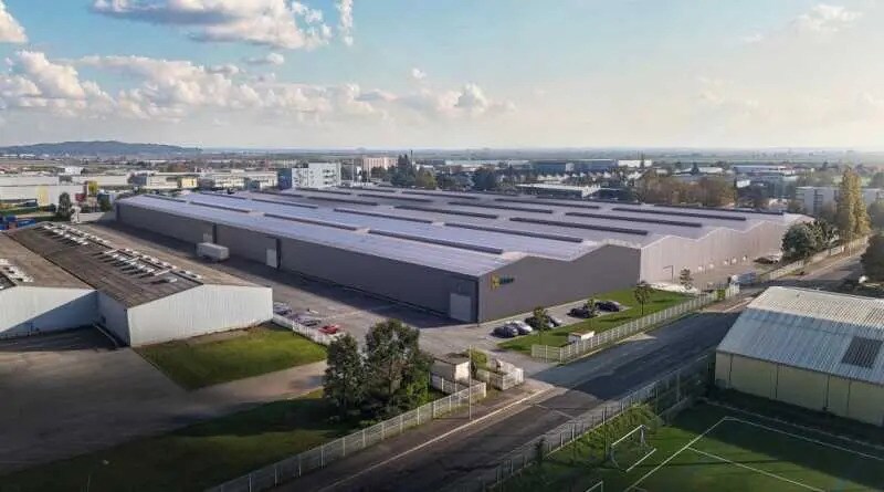 4 Rue Jean Macé, Meyzieu à louer Photo du bâtiment- Image 1 de 18