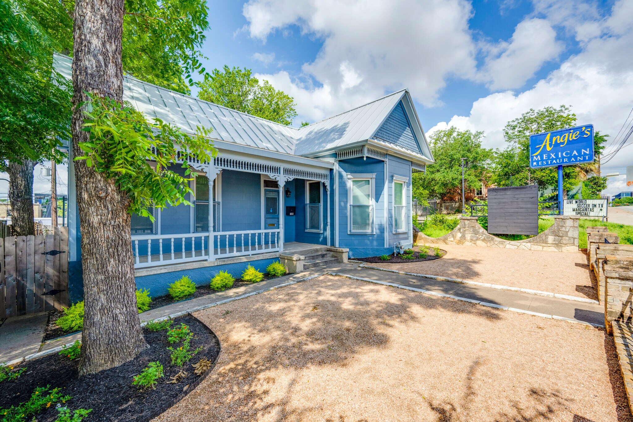 1309 E 7th St, Austin, TX à vendre Photo du bâtiment- Image 1 de 15