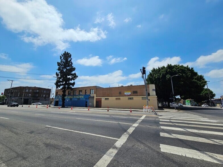 4000 S Broadway, Los Angeles, CA à vendre - Photo du bâtiment - Image 3 de 35