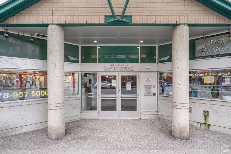 505-595 Pender St, Vancouver, BC à vendre - Photo du bâtiment - Image 3 de 14