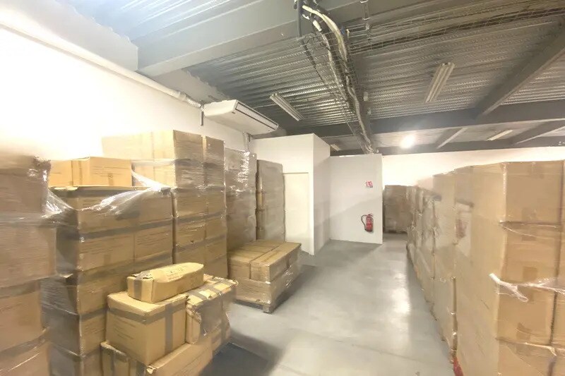 Flex in Pérols for lease - Interior Photo - Image 2 of 5