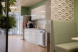 108 Cannon St, London for lease Interior Photo- Image 2 of 4