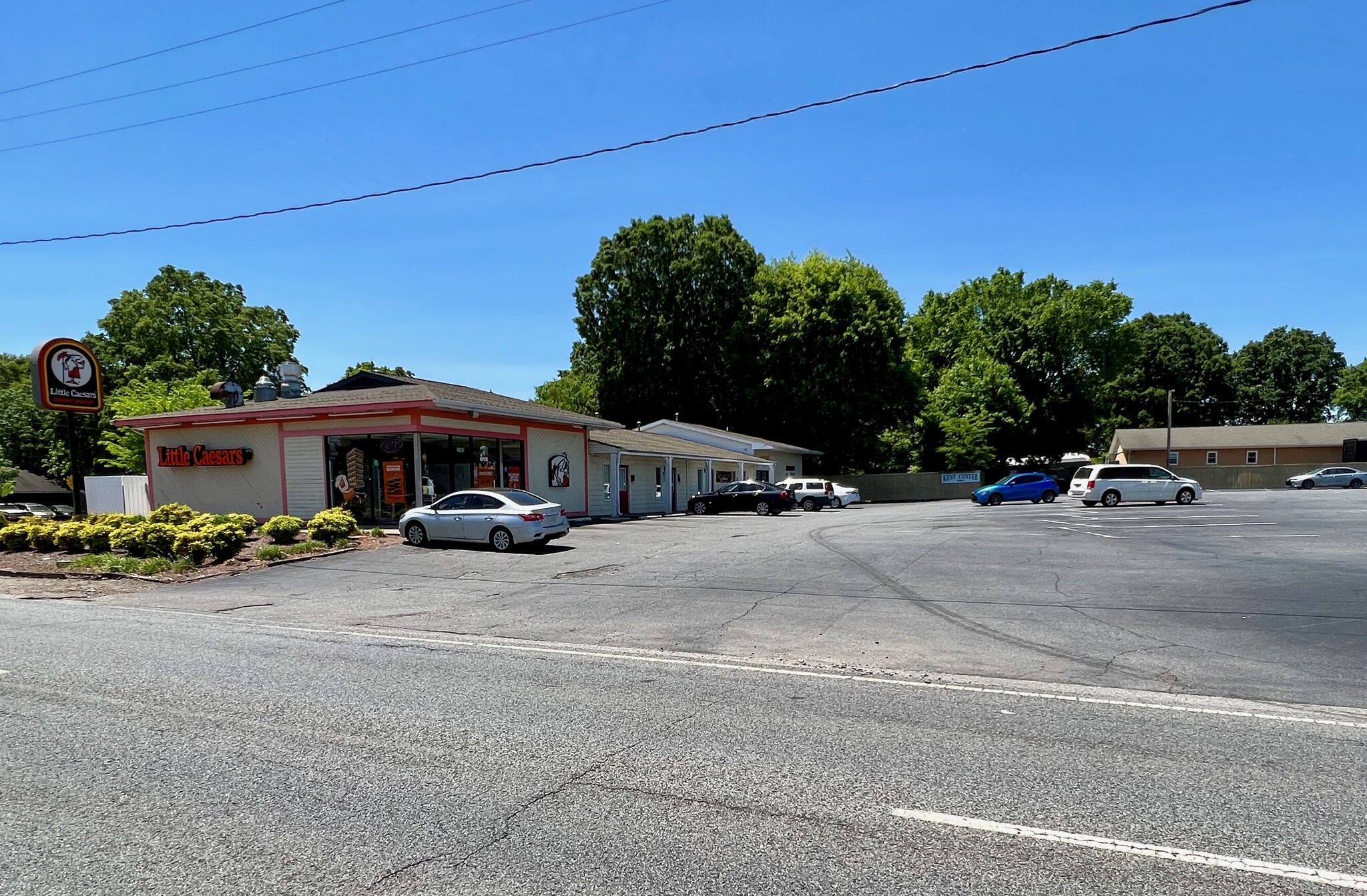 2103 N Cannon Blvd, Kannapolis, NC for sale Building Photo- Image 1 of 1