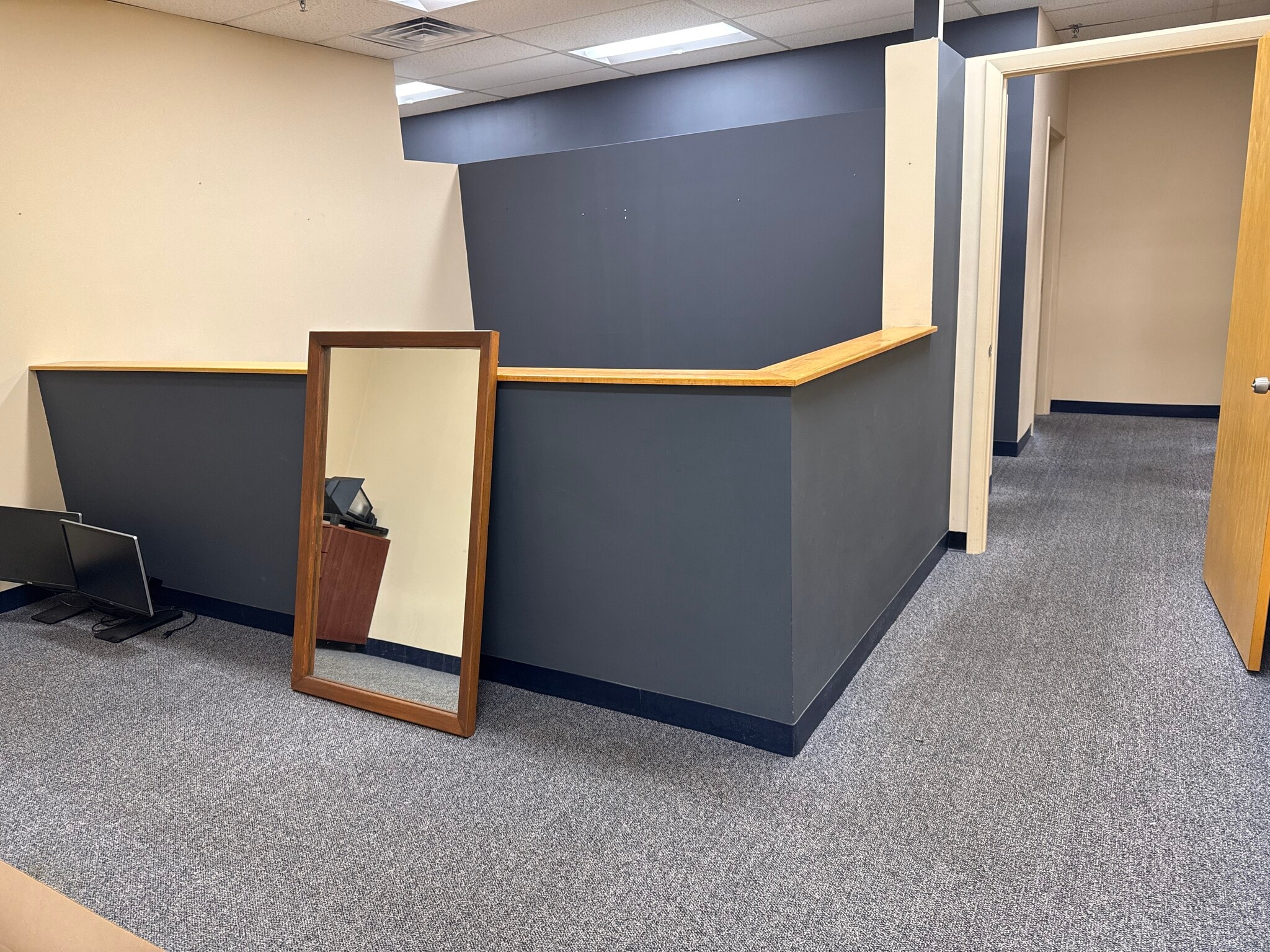 321-395 E Dundee Rd, Wheeling, IL for lease Building Photo- Image 1 of 10