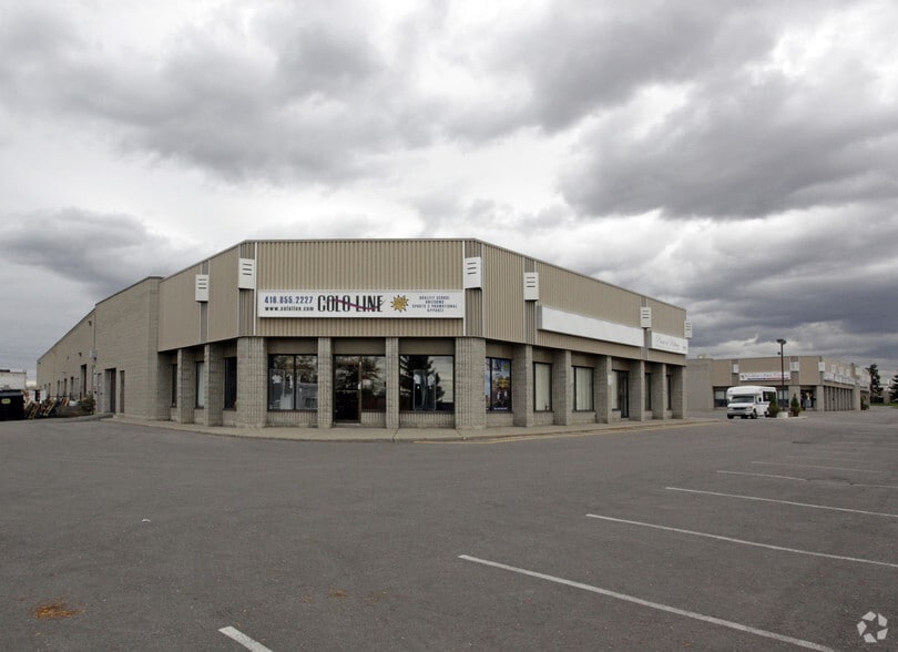 4300 Steeles Av W, Woodbridge, ON for lease - Primary Photo - Image 1 of 7