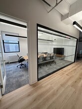 21 W 38th St, New York, NY for lease Interior Photo- Image 2 of 9