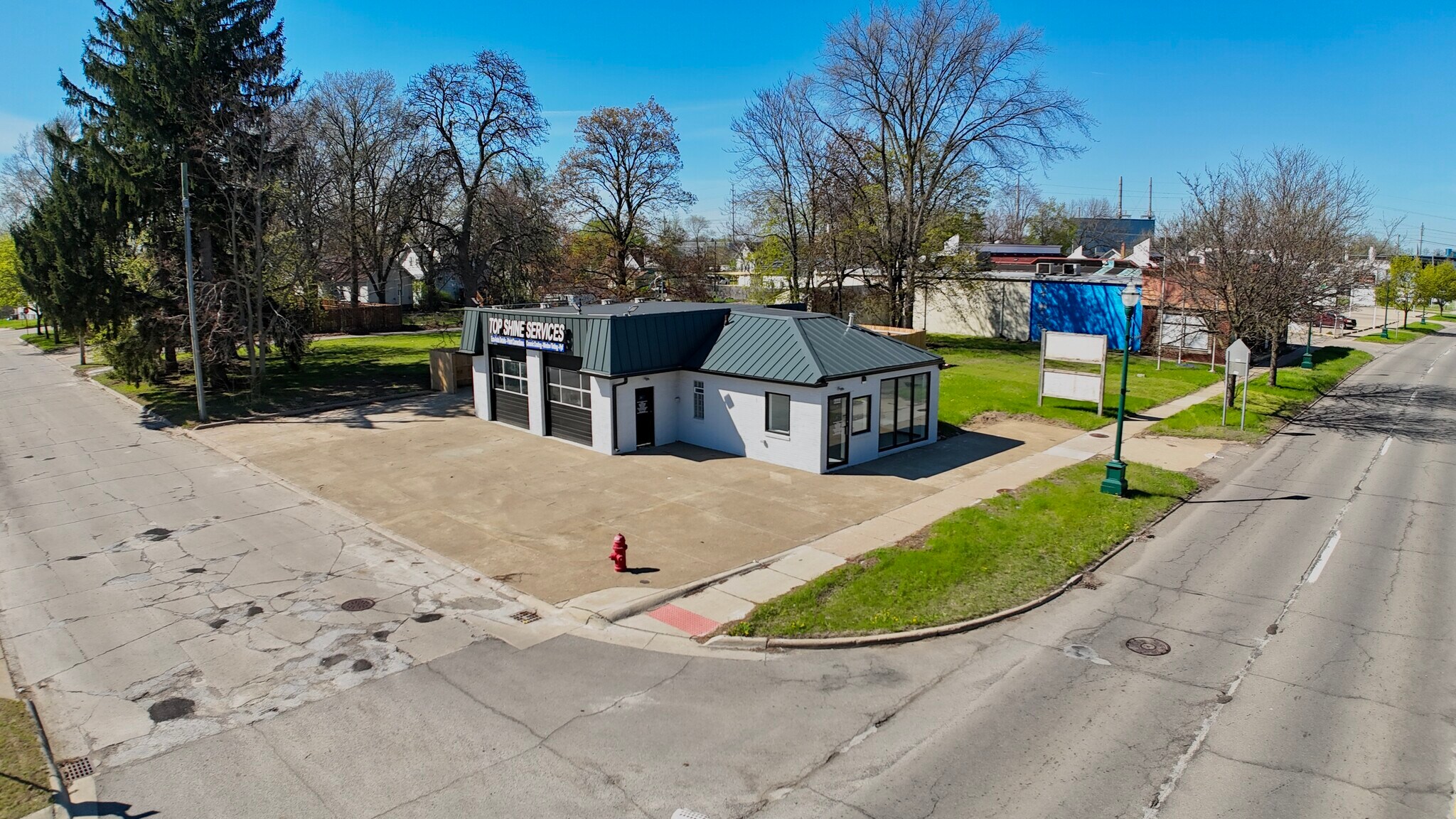 4438 S Wayne Rd, Wayne, MI à louer Photo principale- Image 1 de 9