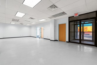 100 Fairfield Ave, Bridgeport, CT for lease Interior Photo- Image 2 of 7