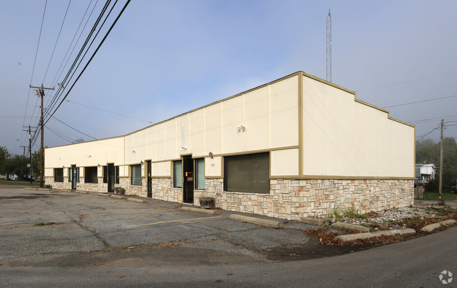 701-707 E Main St, Warsaw, KY à vendre - Photo principale - Image 1 de 1