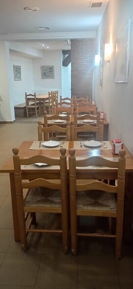 Carrer de San Agustín, 20, Requena, Valencia for lease - Interior Photo - Image 2 of 12