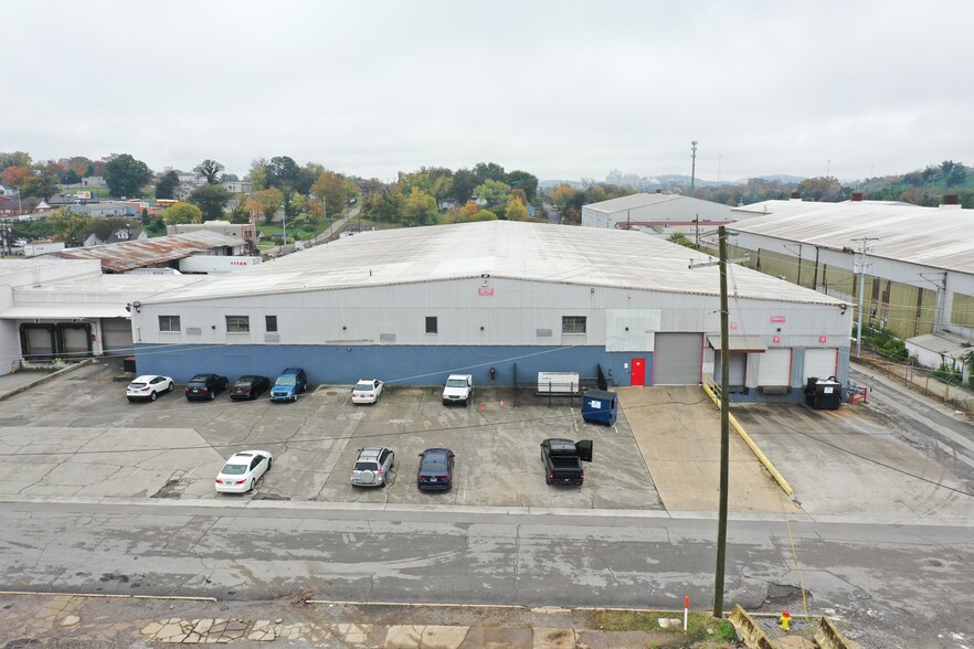 202 W Springdale Ave, Knoxville, TN for lease - Building Photo - Image 3 of 11