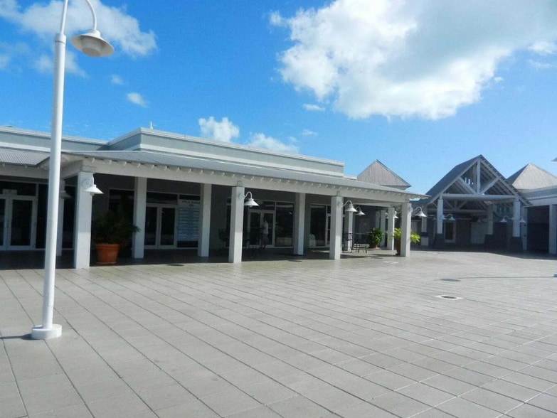 951 Caroline St, Key West, FL for lease - Building Photo - Image 2 of 11