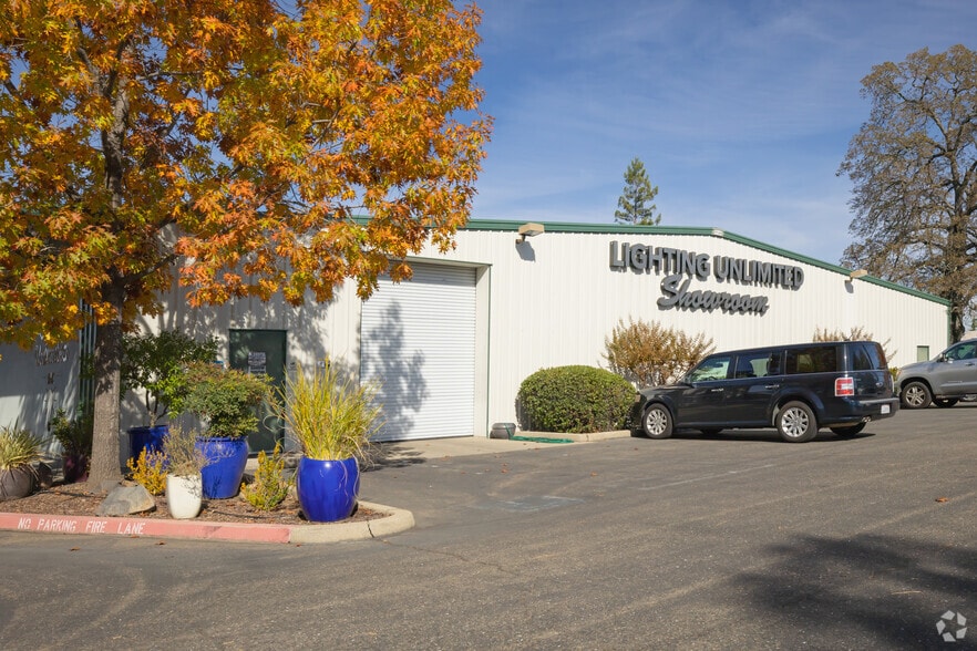2522 Merrychase Dr, Cameron Park, CA for lease - Primary Photo - Image 1 of 3
