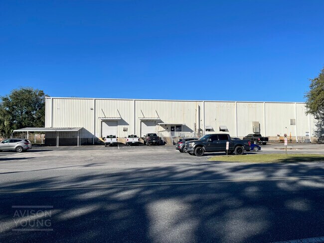 Plus de détails pour 1107 N Thomas Ave, Leesburg, FL - Industriel à louer