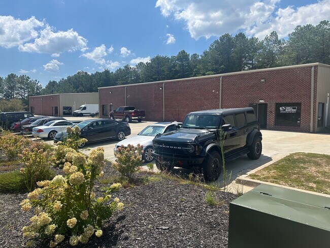 More details for 215 Buford Dam Rd, Cumming, GA - Industrial for Lease