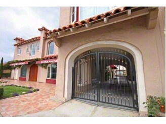 976 S Coast Hwy, Laguna Beach, CA à louer - Photo du bâtiment - Image 3 de 6