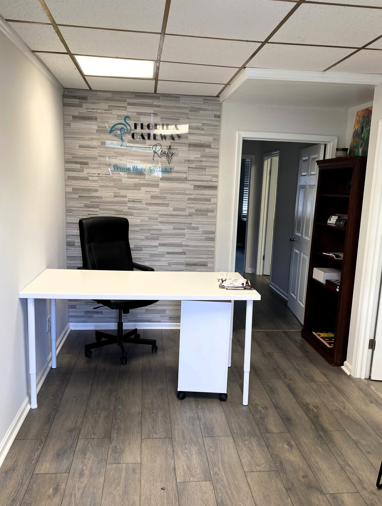 1700 Wells Rd, Orange Park, FL for lease Lobby- Image 1 of 8