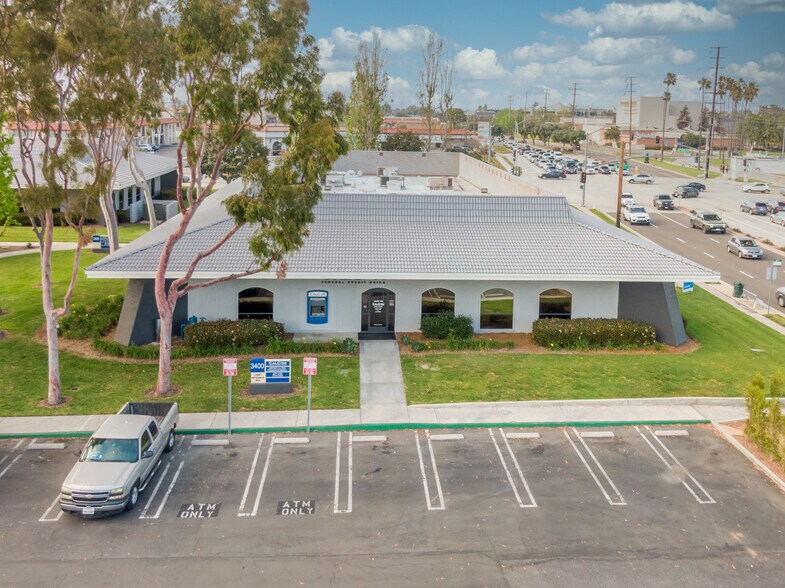 3400 Torrance Blvd, Torrance, CA à louer - Photo du bâtiment - Image 2 de 33