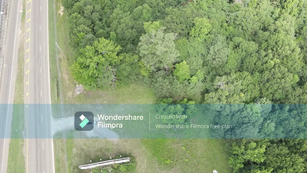 St. Michael Drive & Pleasant Grove Road, Texarkana, TX à vendre - Vidéo sur l’inscription commerciale - Image 2 de 4