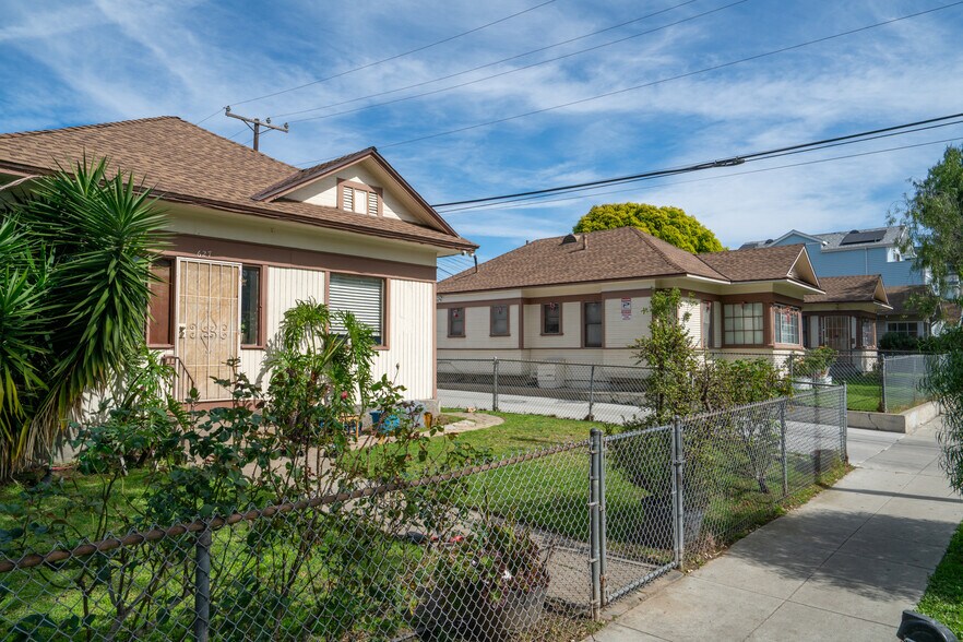 613-627 W 4th St, Long Beach, CA à vendre - Photo du bâtiment - Image 2 de 19