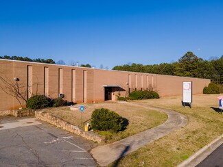 Plus de détails pour 4402-4404 Sentry Dr, Tucker, GA - Industriel à louer