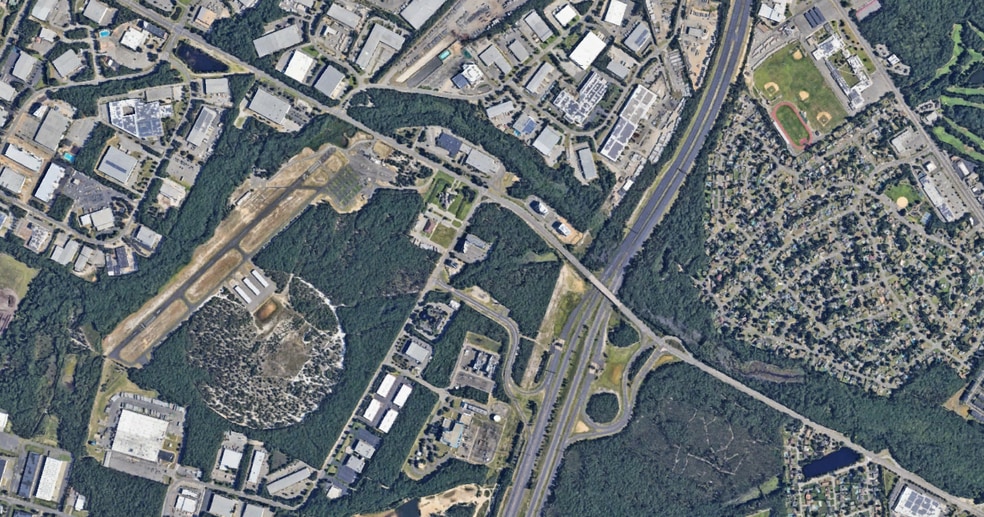 36 Airport Rd, Lakewood, NJ for lease - Building Photo - Image 3 of 4