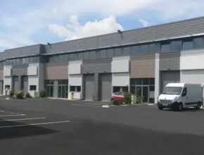 Rue Du Parc Des Vergers, Tigery à louer Photo du bâtiment- Image 1 de 4