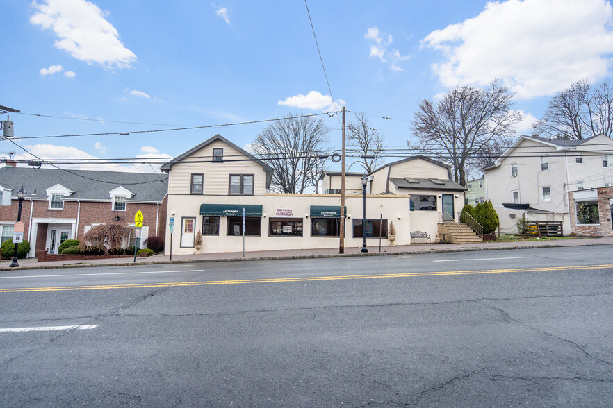 107 E Main St, Bogota, NJ à vendre - Photo du bâtiment - Image 1 de 1