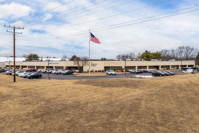 More details for 111-121 Roberts St, East Hartford, CT - Flex for Lease